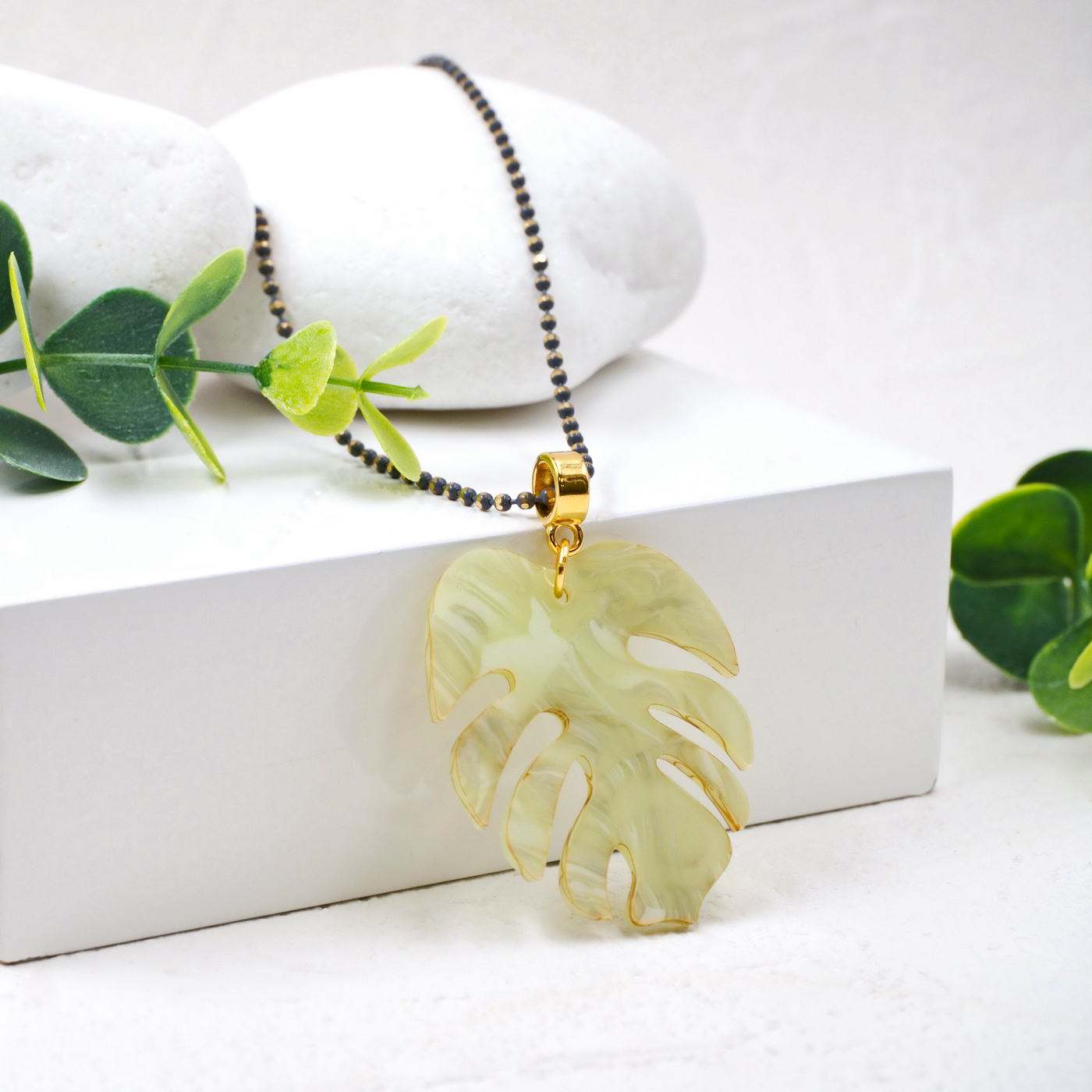 Κολιέ Toolittle – Μακρύ - Resin Leaf Green