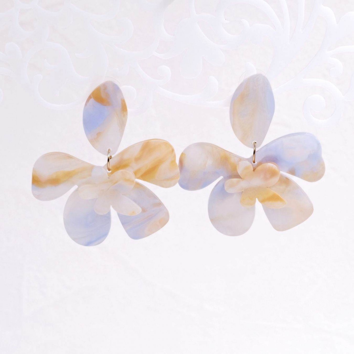 Σκουλαρίκια Toolittle – Plexiglass Flower – Εκρού