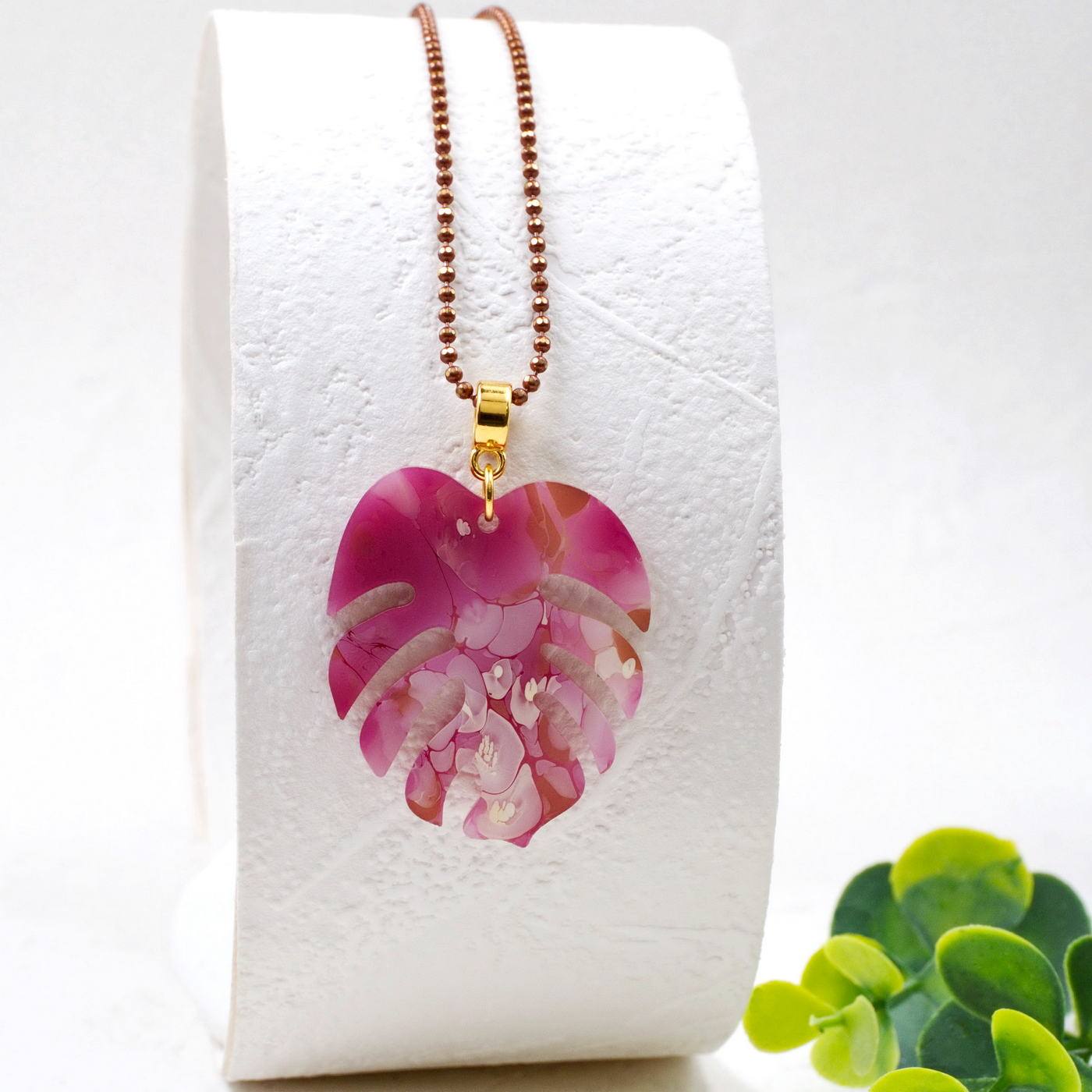 Κολιέ Toolittle – Μακρύ - Resin Leaf Fuchsia